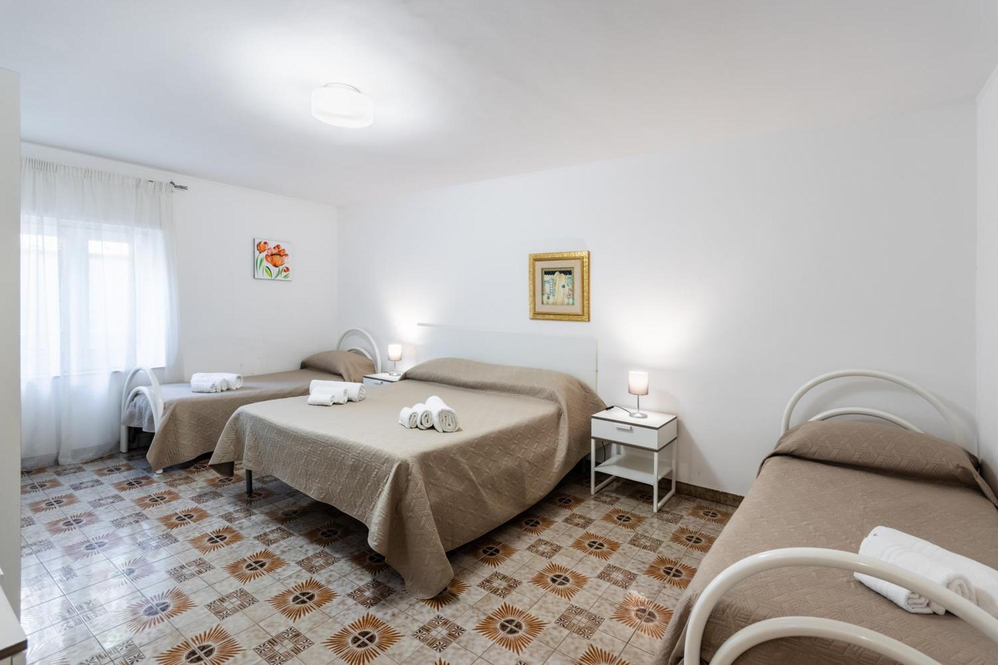 Le Torrette Rooms And Apartments Avola Ngoại thất bức ảnh
