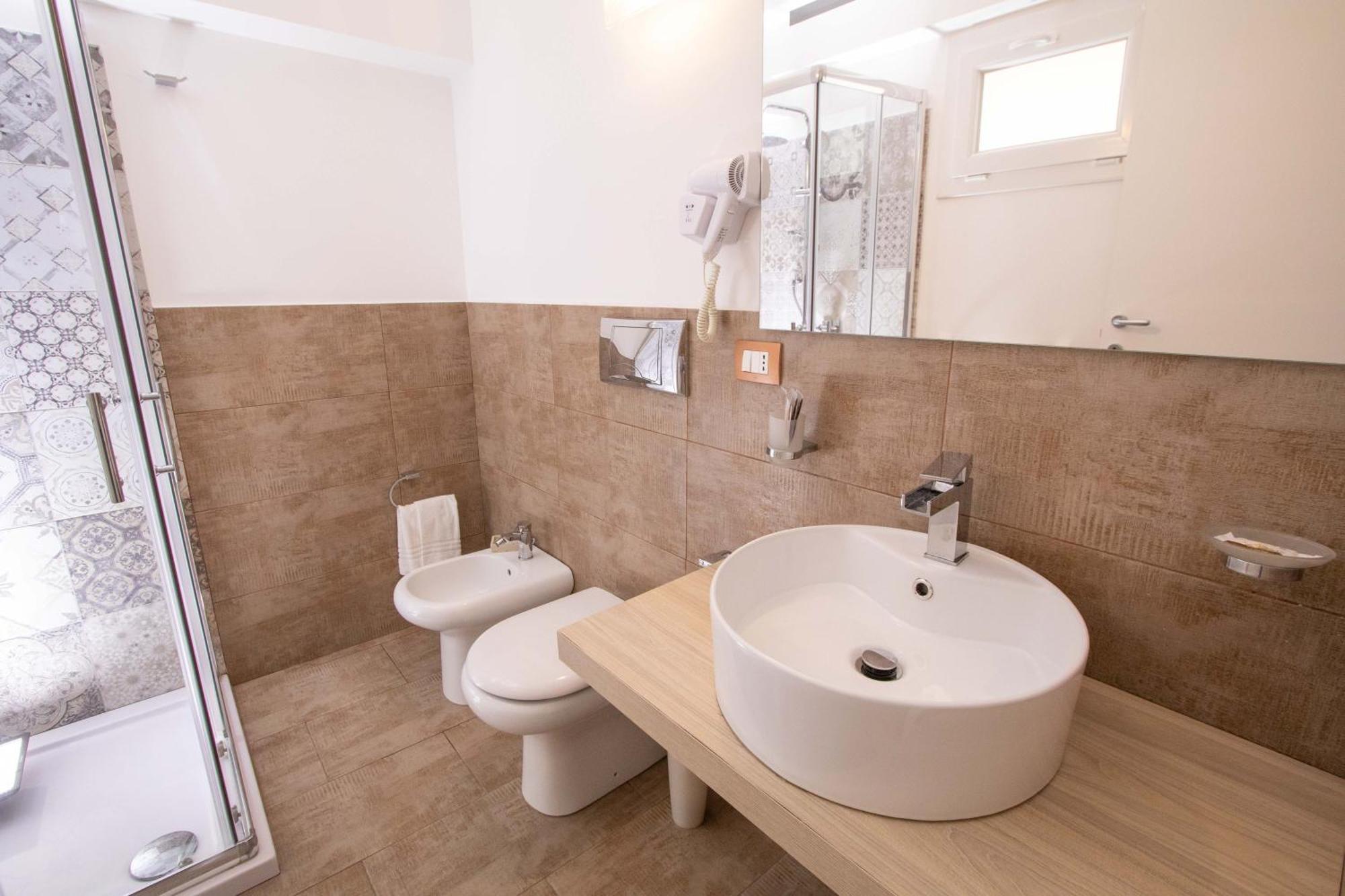 Le Torrette Rooms And Apartments Avola Ngoại thất bức ảnh